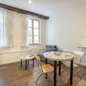  Appartement R1 T2 Centre Historique France